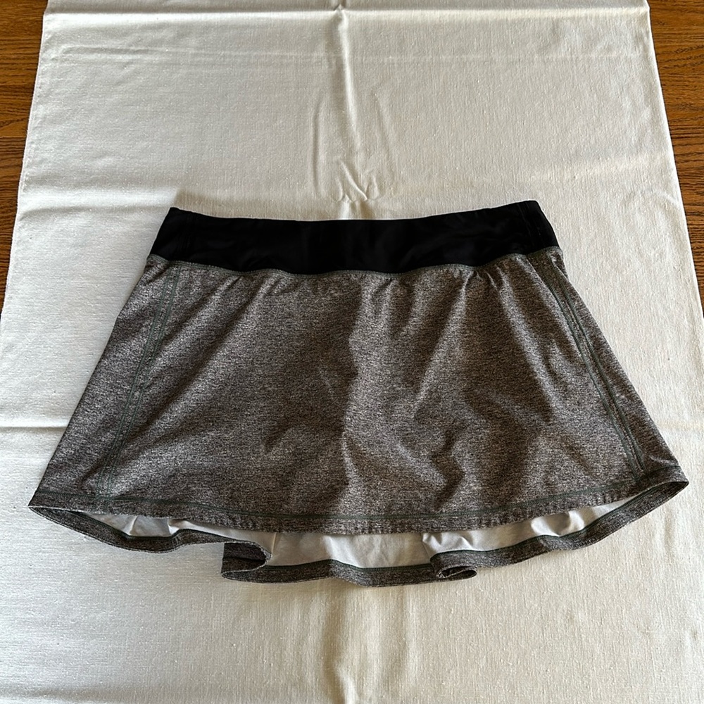 lululemon athletica Gray and Black Skirt